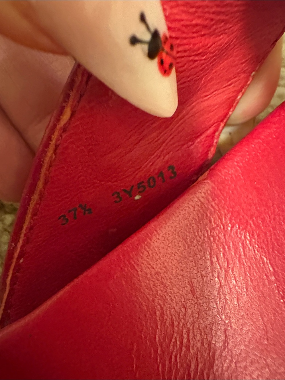 Prada Red Patent Leather flip flop Sandals - Picture 9 of 9